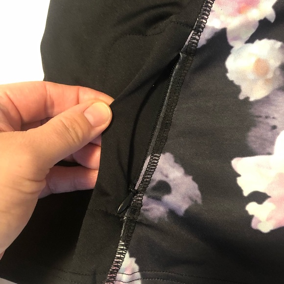 Simons | Activewear Set - Picture 6 of 8